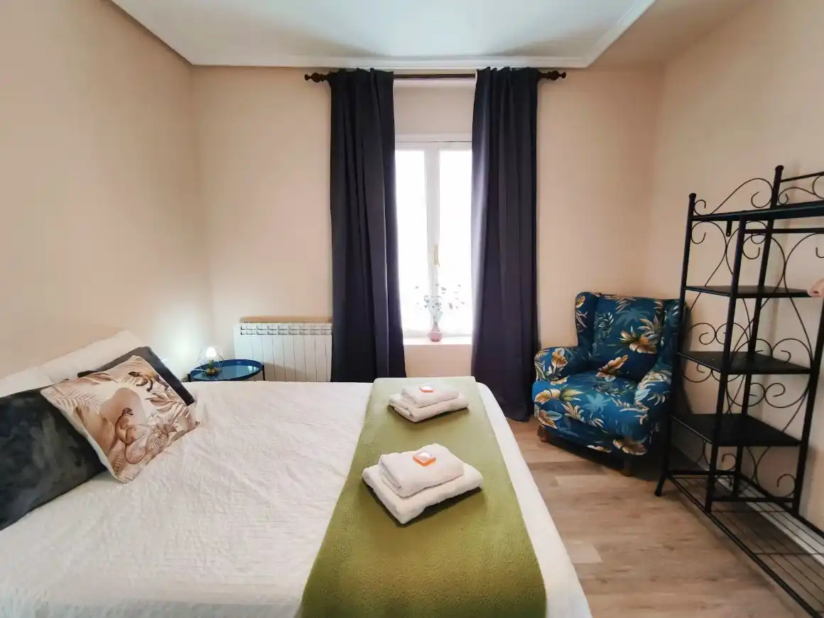 Bedroom of Flat for rent in Barrika  with Air Conditioner, Heating and Parquet flooring