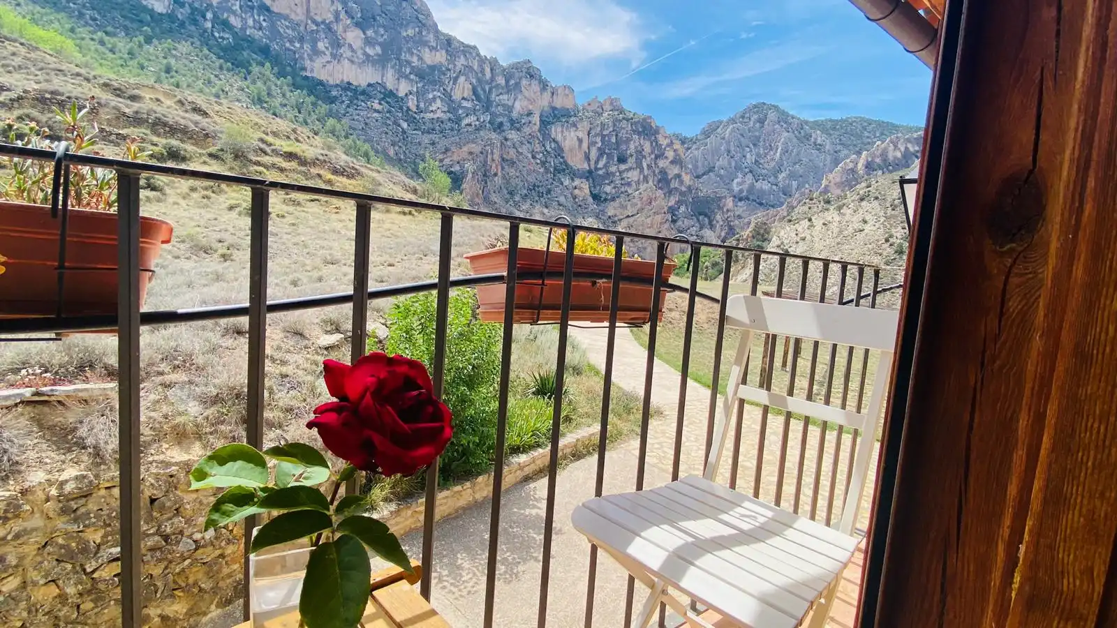 Terraza de Finca rústica en venta en Villarluengo con Calefacción, Trastero y Amueblado