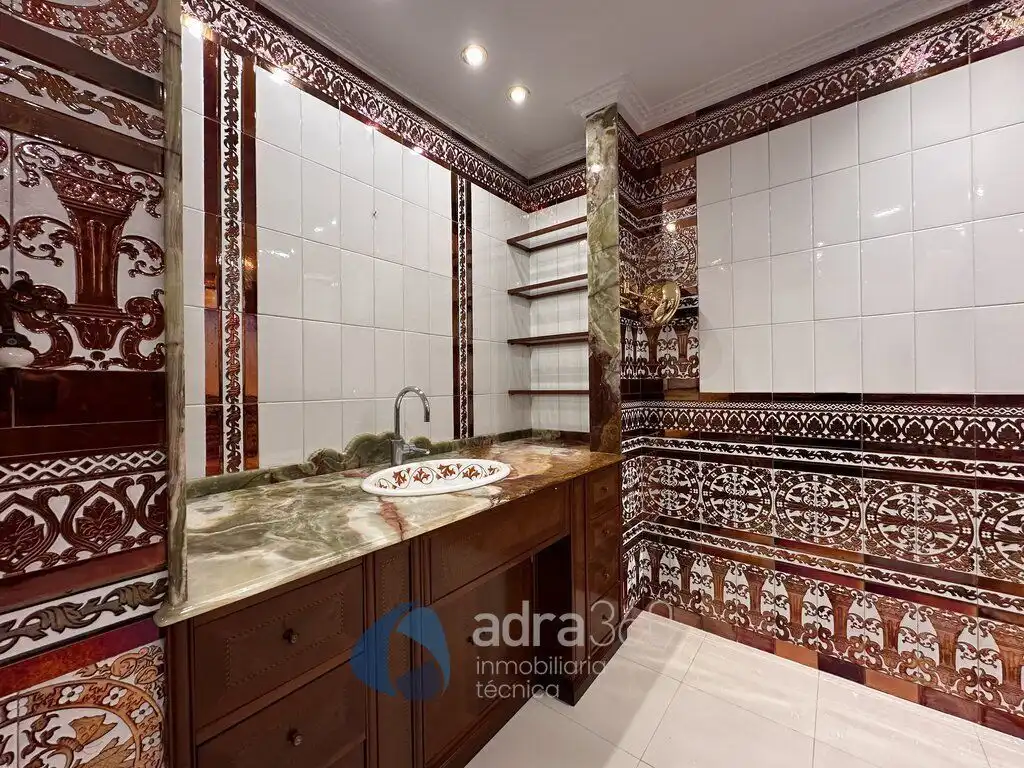 Bathroom of Houses for sale in Lardero  with Air Conditioner, Heating and Private garden