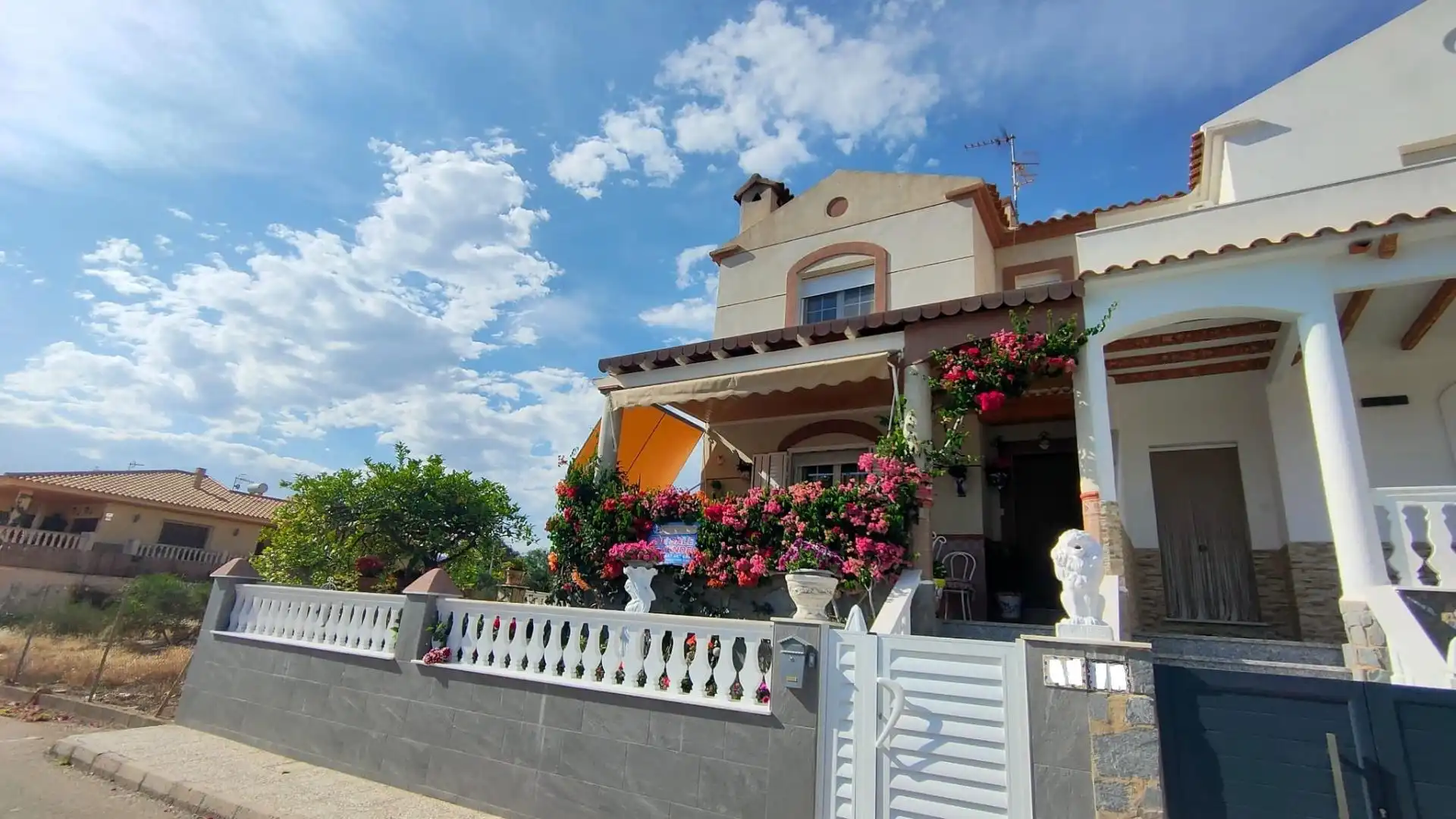 Casa amb piscina en venda a San Juan de los Terreros, imagen 3