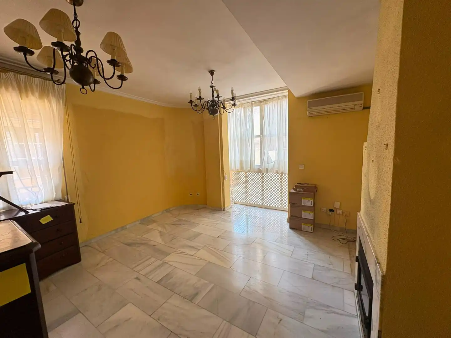 Dormitori de Casa adosada en venda en Cádiz amb Terrassa, Traster i Balcó