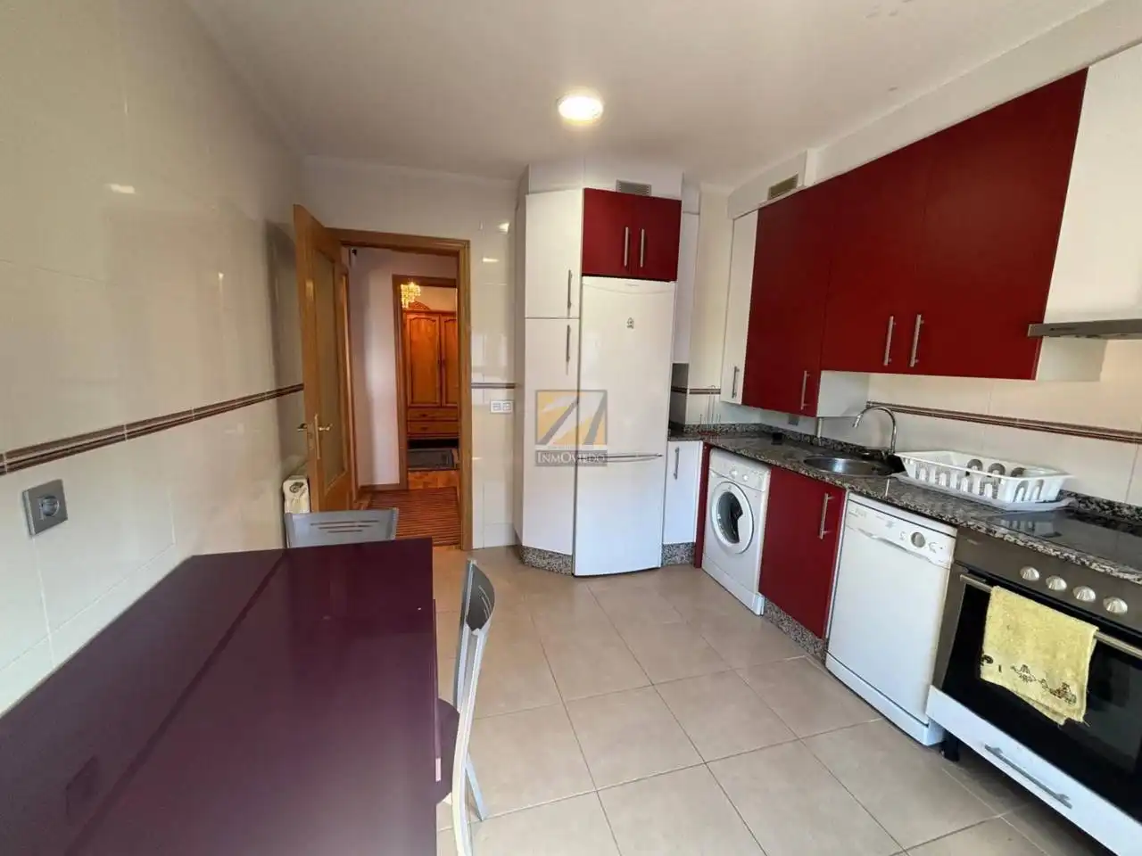 Küche von Wohnung zum Verkauf in Gijón  mit Heizung, Abstellraum und Möbliert