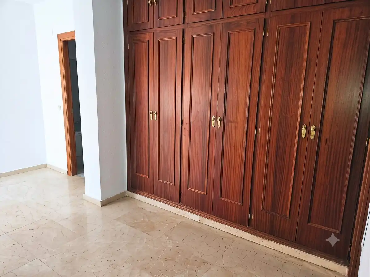 Piso en venta en Ciudad Real con Calefacción y Trastero