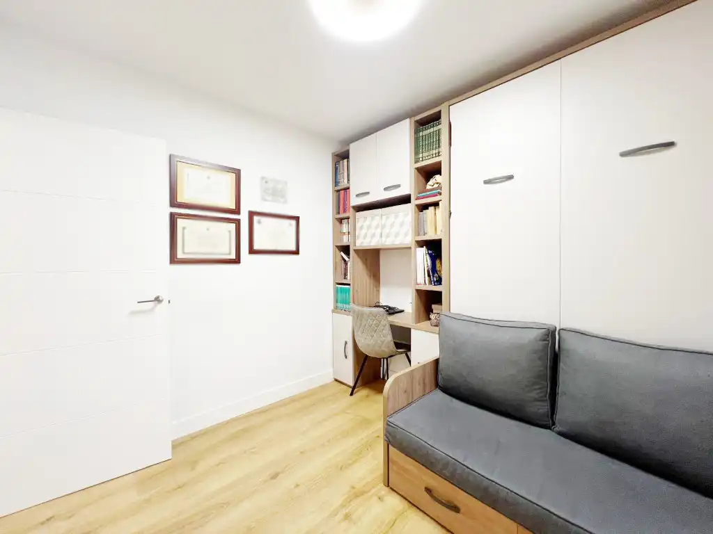 Dormitori de Àtic en venda en Alcalá de Henares amb Aire condicionat, Calefacció i Terrassa