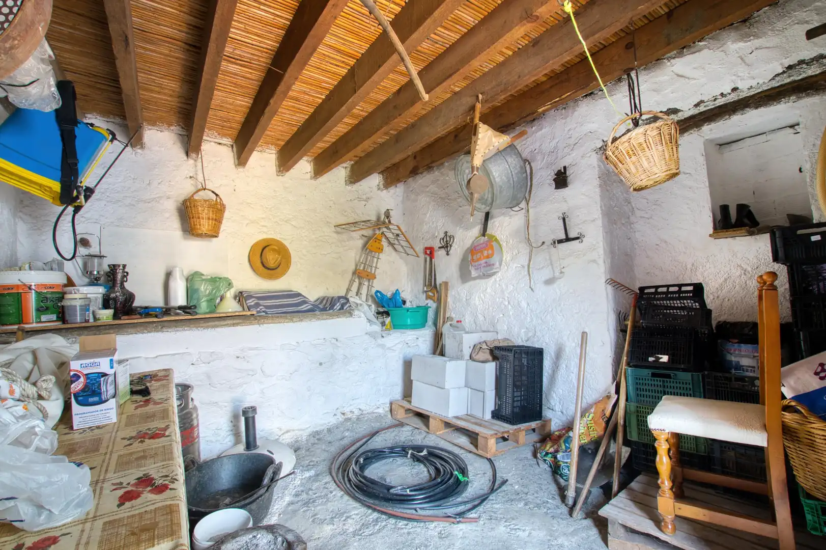 Cuina de Casa adosada en venda en Canillas de Aceituno amb Jardí privat