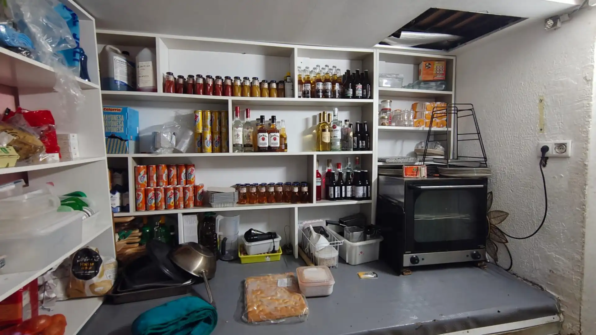 Cocina de Local en traspaso en Barcelona con Aire acondicionado, Terraza y Amueblado