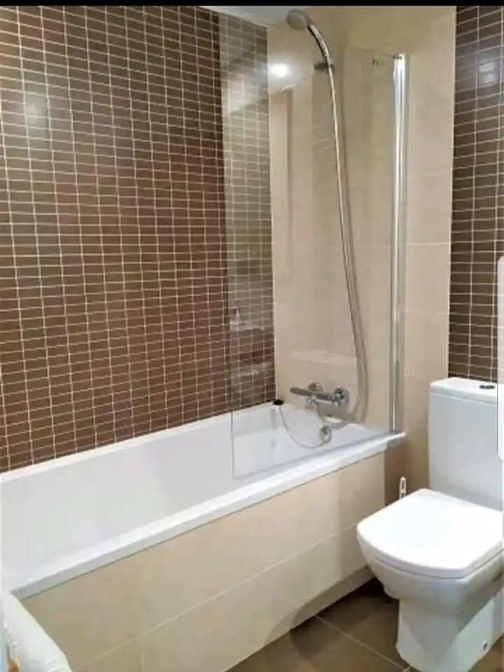 Badezimmer von Wohnung zur Miete in Retiro