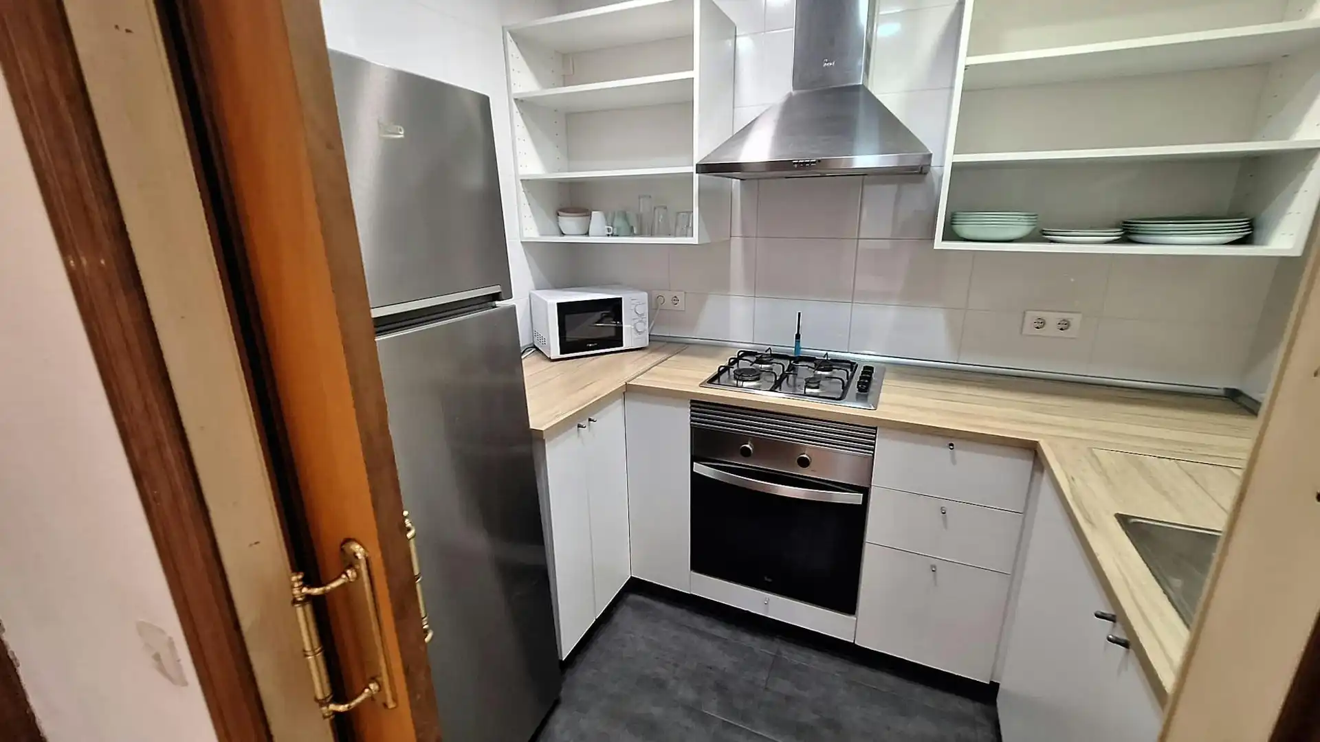 Cocina de Piso para compartir en Barcelona con Calefacción, Amueblado y Lavadora
