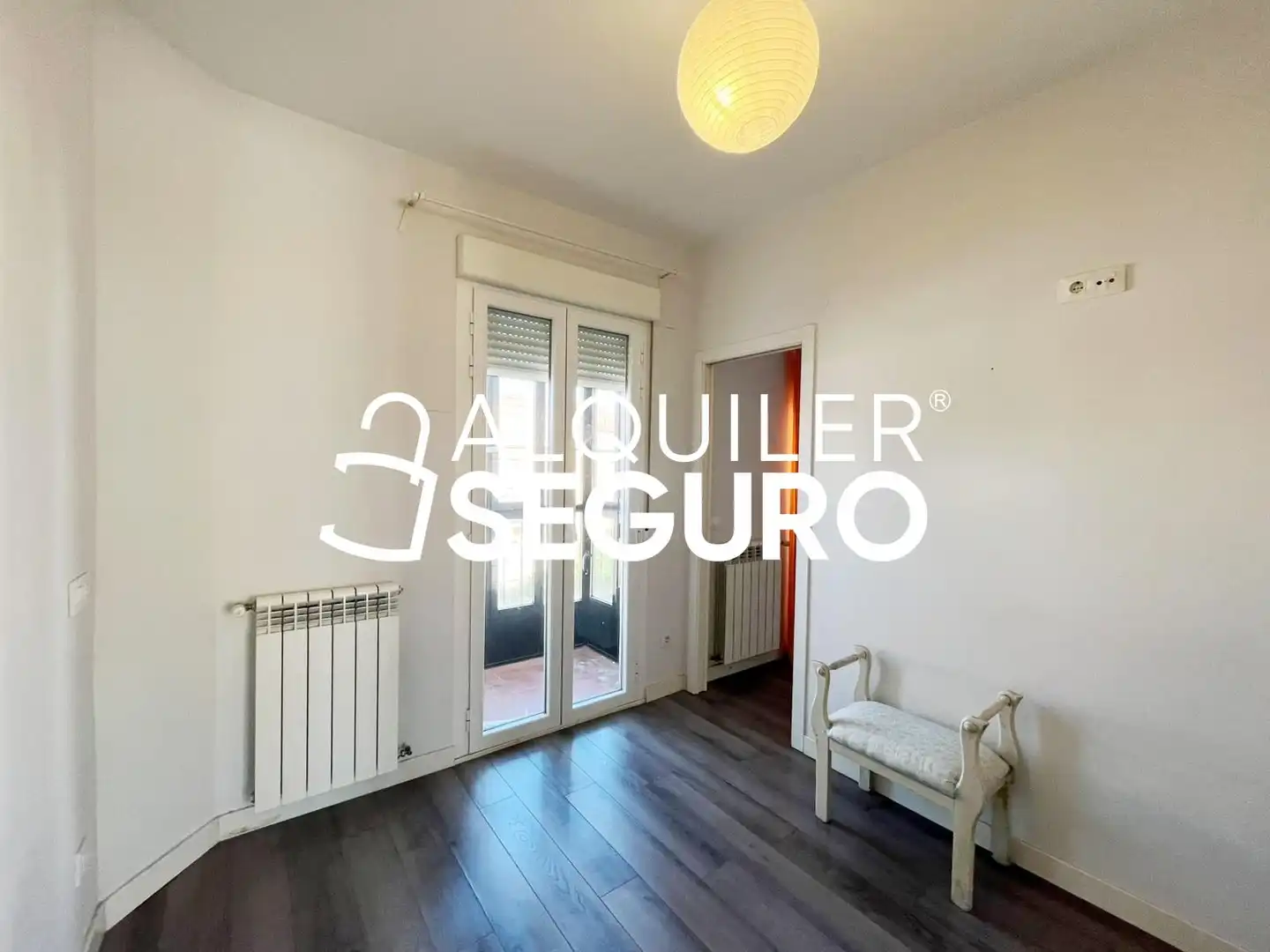 Bedroom of Flat for rent in Madrid  with Heating and Furnished
