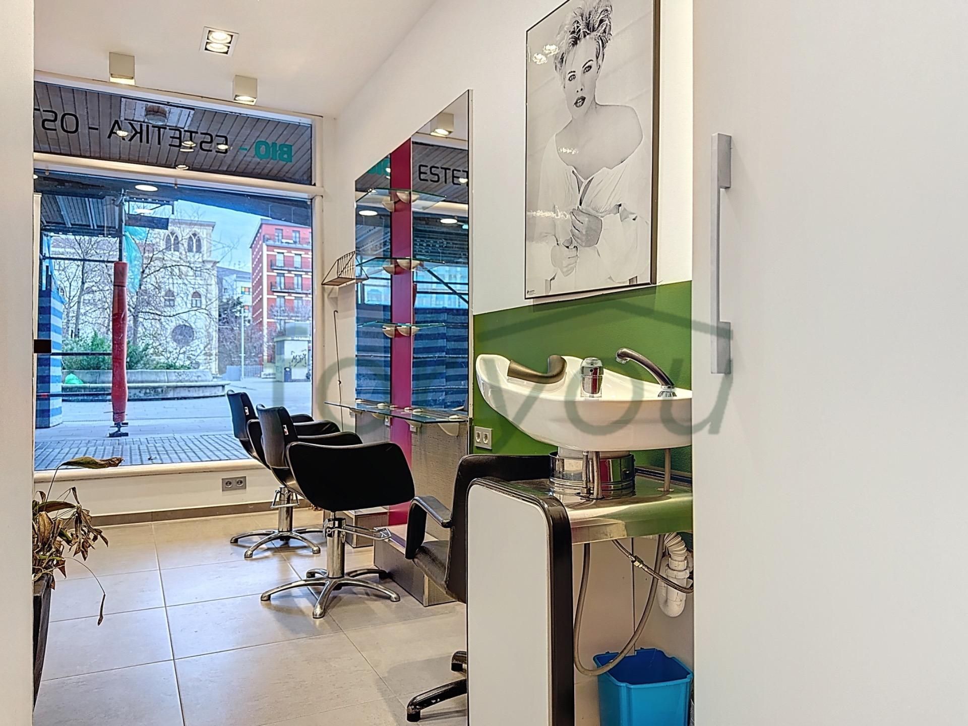 Premises for sale in Donostia - San Sebastián 