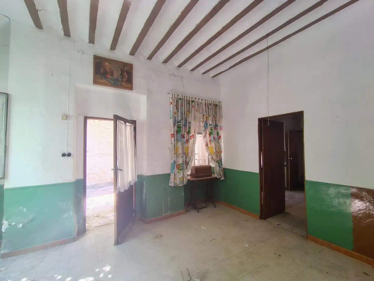 Casa adosada en venda en Campo de Criptana amb Balcó