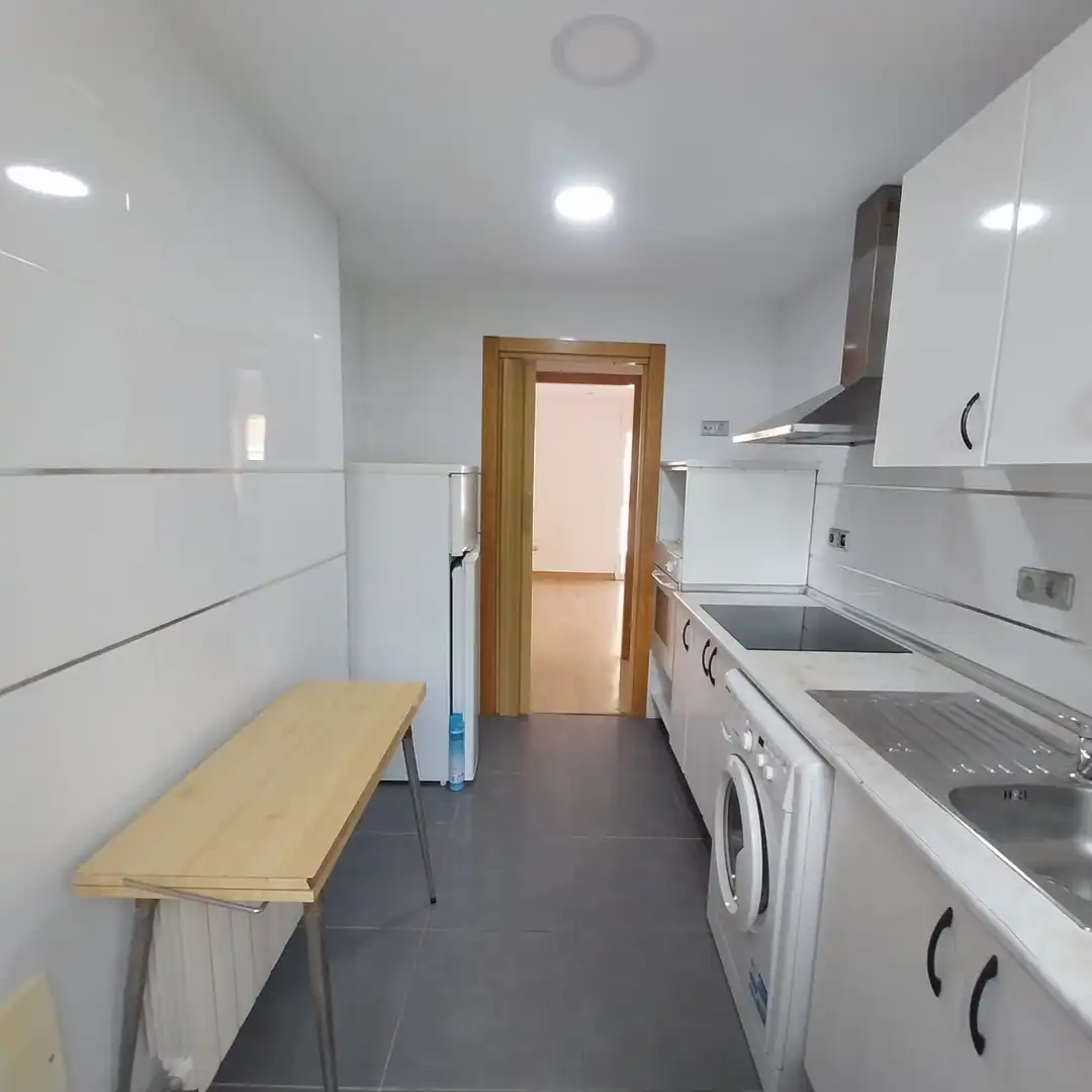Kitchen of Flat for sale in Valladolid  with Heating, Parquet flooring and Terrace