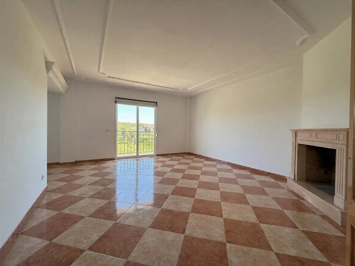 Sala d'estar de Casa o xalet en venda en Málaga amb Aire condicionat, Calefacció i Terrassa