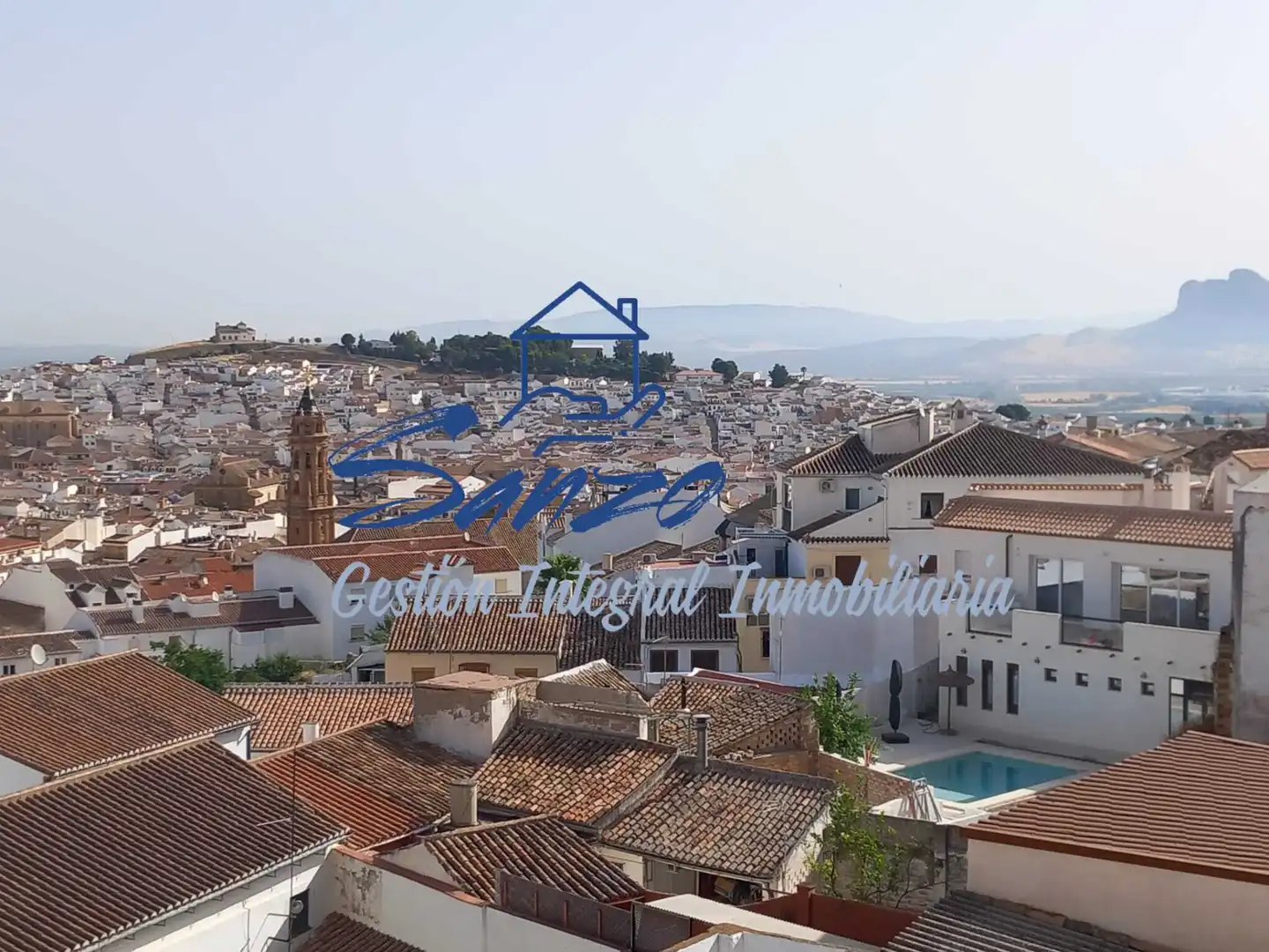 Casa amb terrassa en venda a Casco Histórico