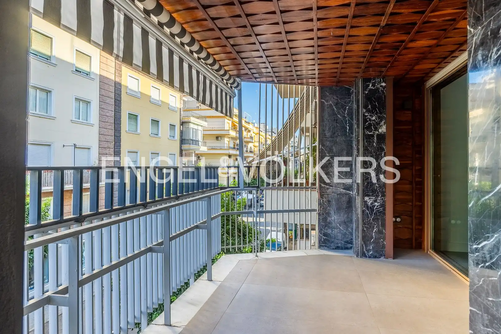 Piso con terraza en venta en Los Remedios, imagen 5