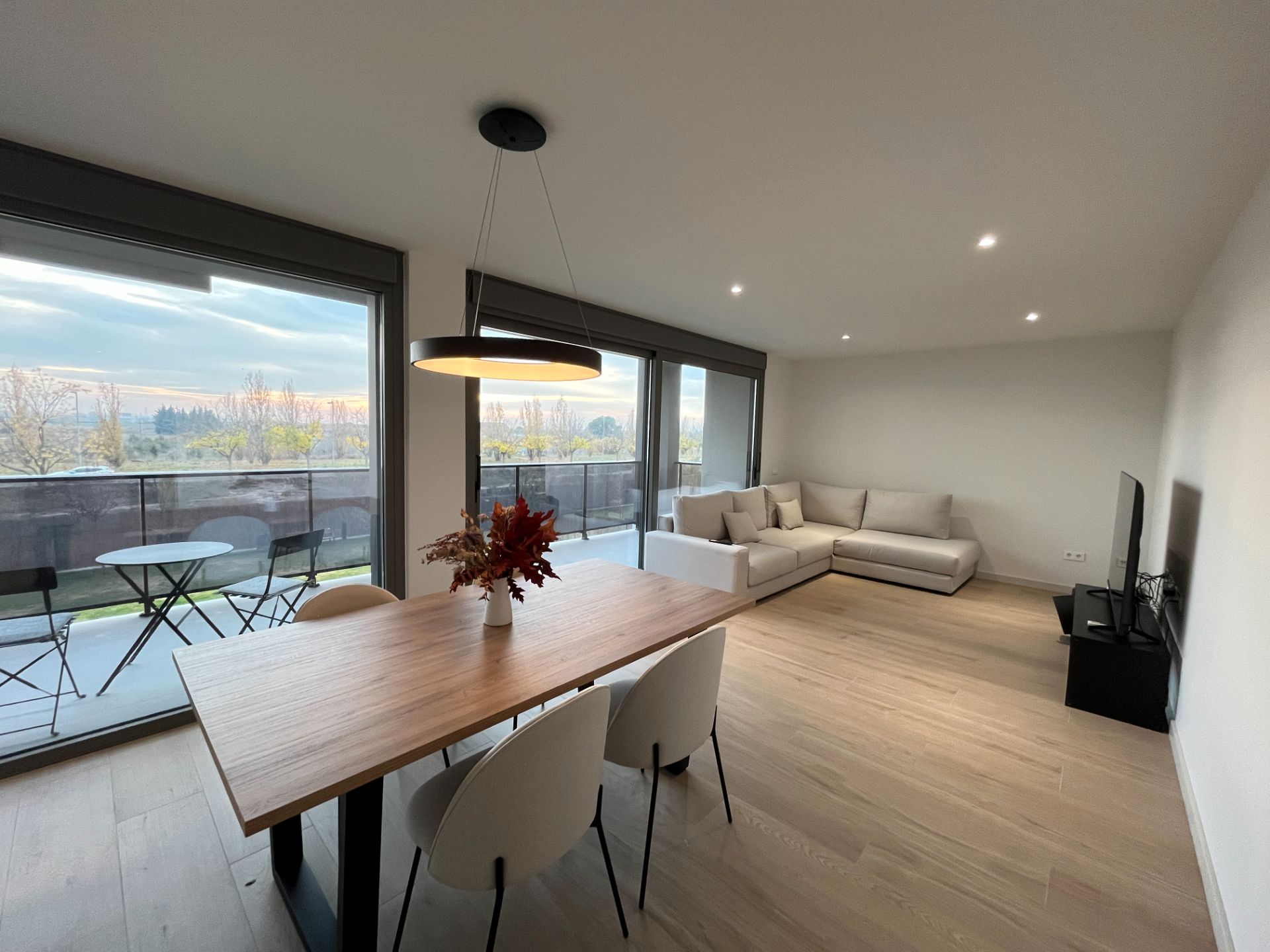 Living room of Flat to rent in  Lleida Capital  with Air Conditioner, Heating and Parquet flooring