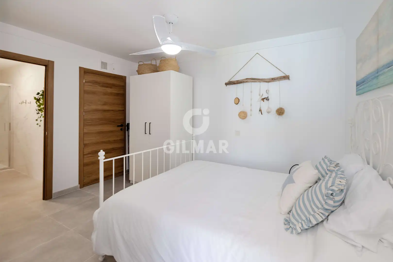 Dormitori de Casa o xalet en venda en Benalmádena amb Jardí privat i Piscina