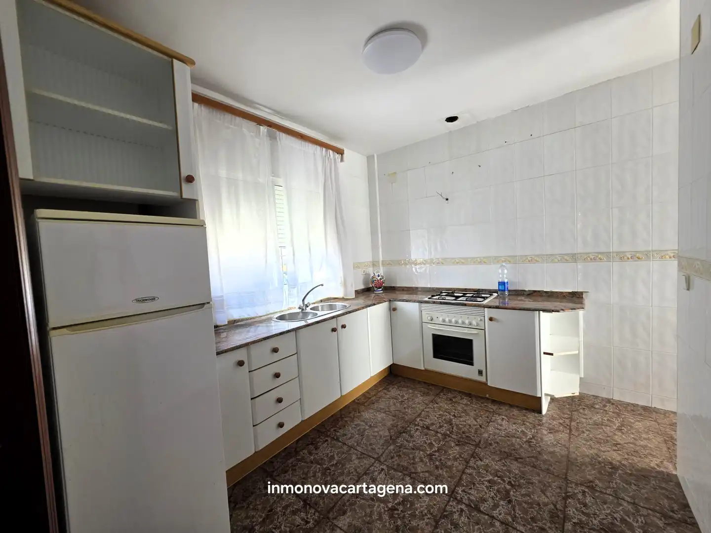 Cuina de Casa o xalet en venda en Cartagena amb Terrassa i Balcó