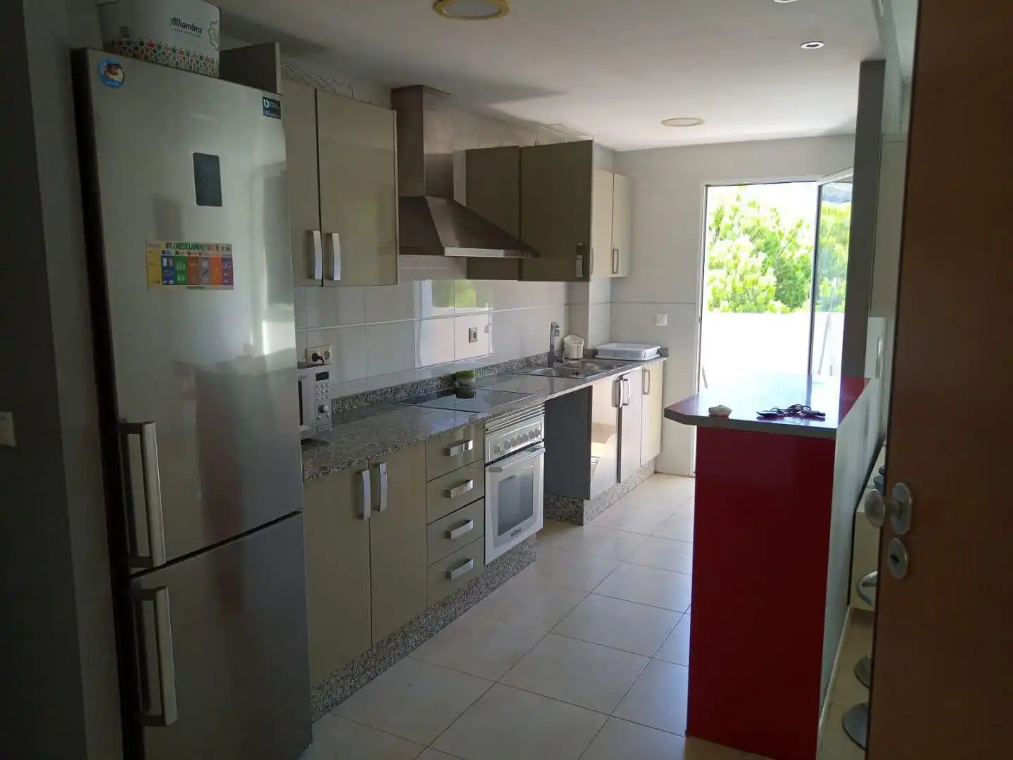 Cocina de Dúplex de alquiler en Almoines con Aire acondicionado, Terraza y Amueblado