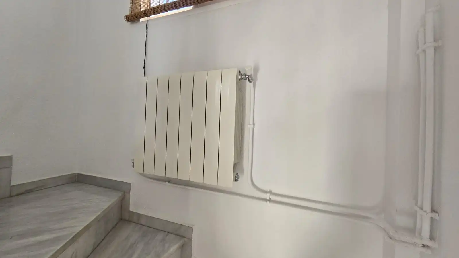 Vista exterior de Casa o xalet en venda en Úbeda amb Aire condicionat, Calefacció i Jardí privat