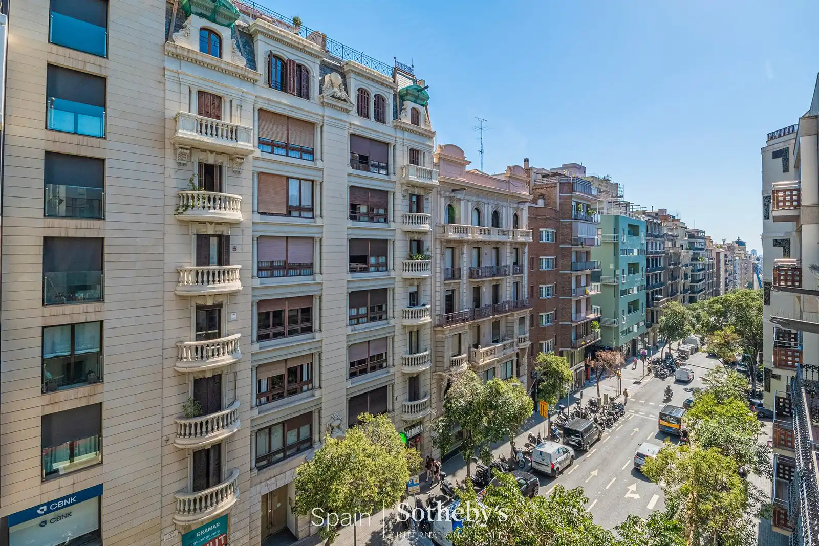 Vista exterior de Apartament en venda en Barcelona amb Aire condicionat, Calefacció i Traster