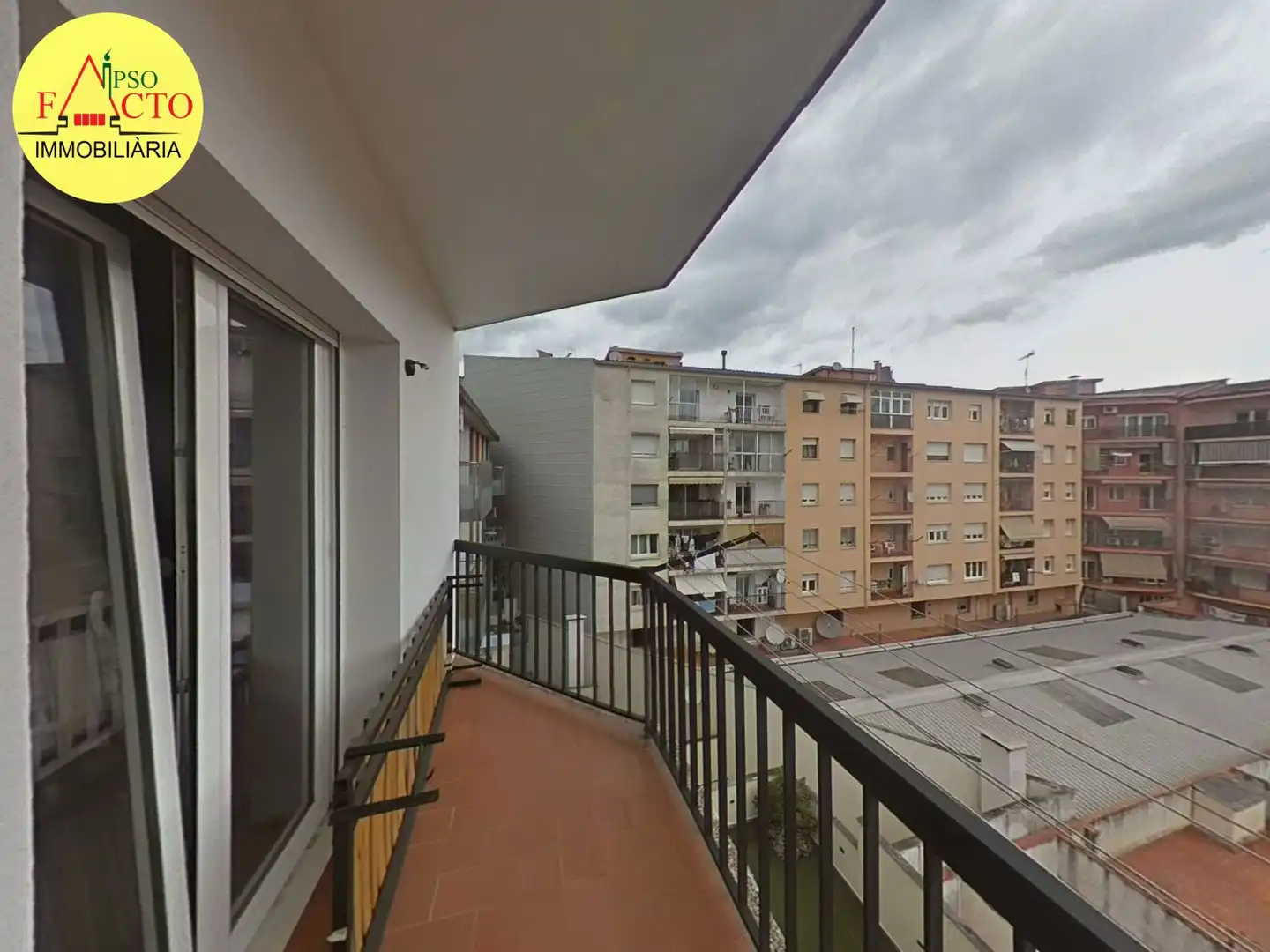 Terrassa de Pis en venda en Girona amb Calefacció