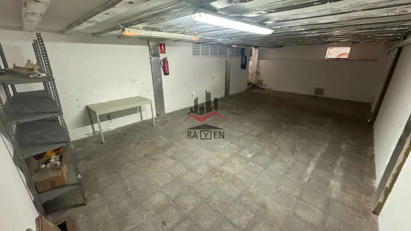 Geschaftsraum zur Miete in de Tapís, Eixample - Horta Capallera