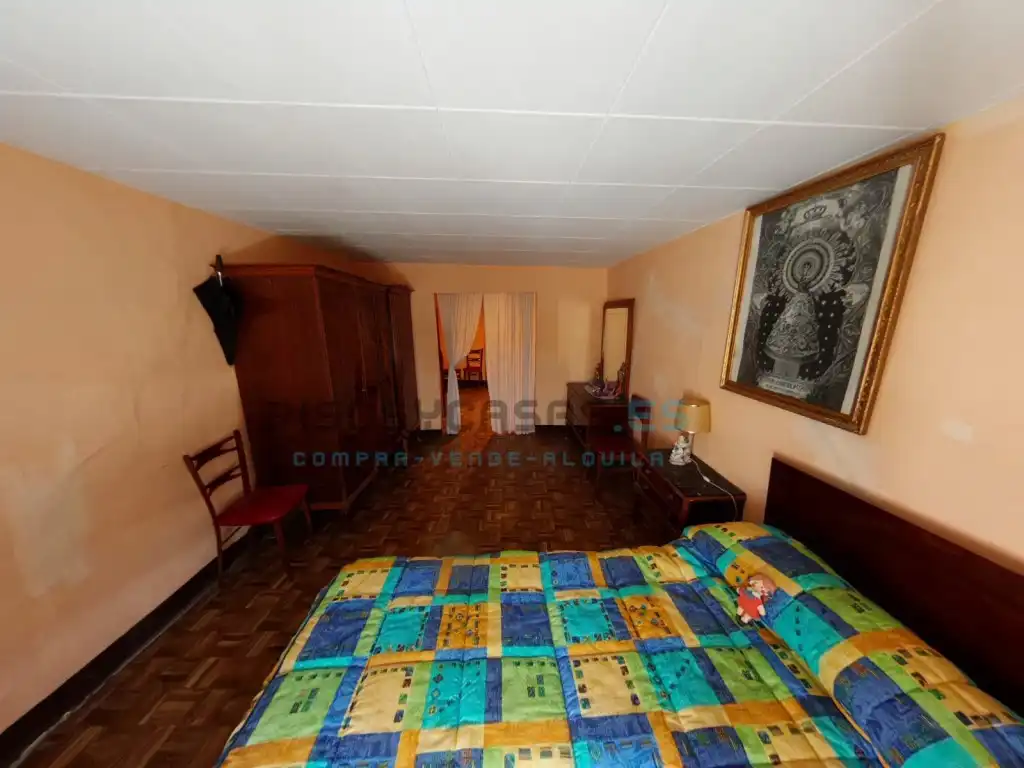 Habitación de Casa o chalet en venta en Aguilón