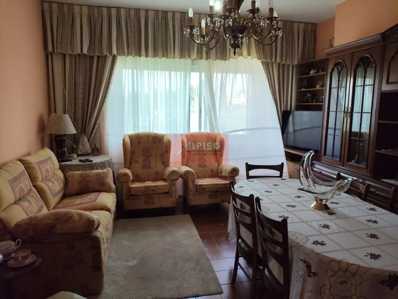 Sala d'estar de Casa o xalet en venda en Ourense Capital  amb Calefacció, Jardí privat i Traster