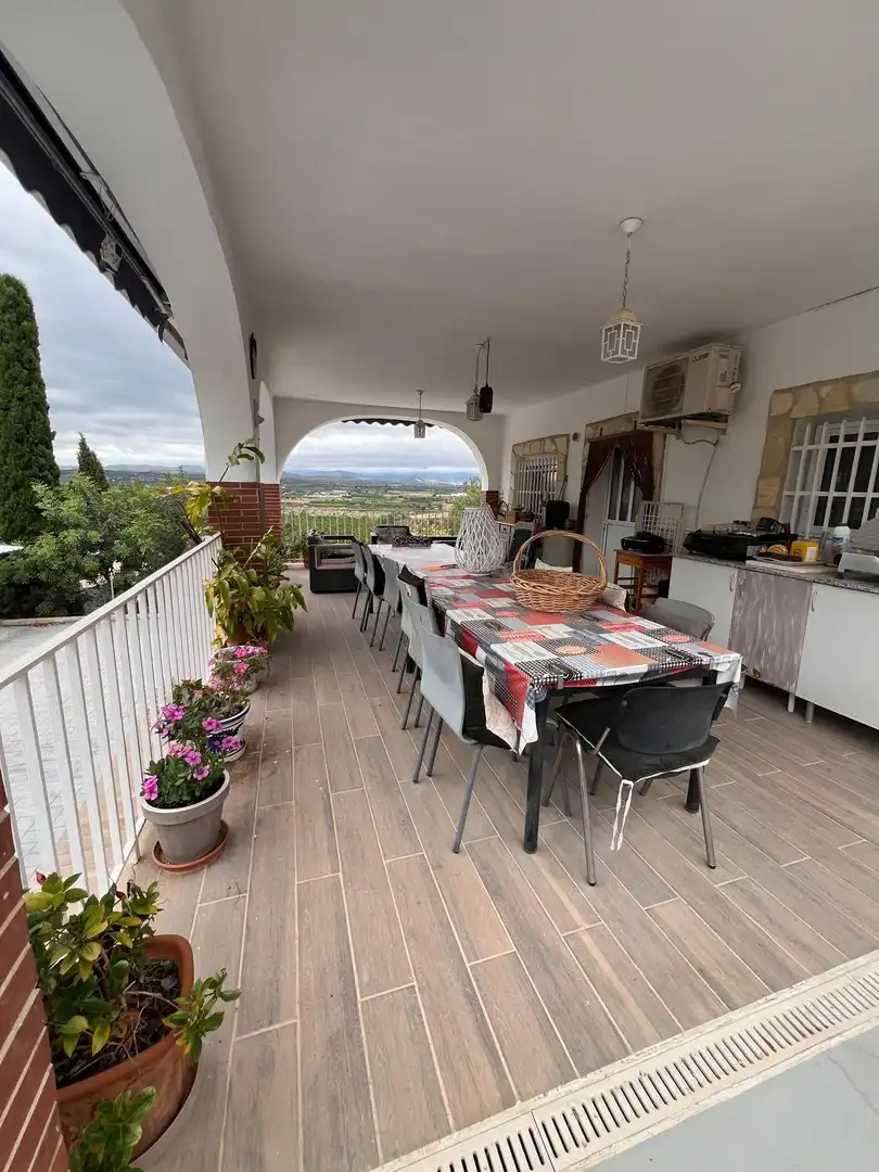 Terrasse von Haus oder Chalet zum Verkauf in Llíria mit Klimaanlage, Heizung und Privatgarten