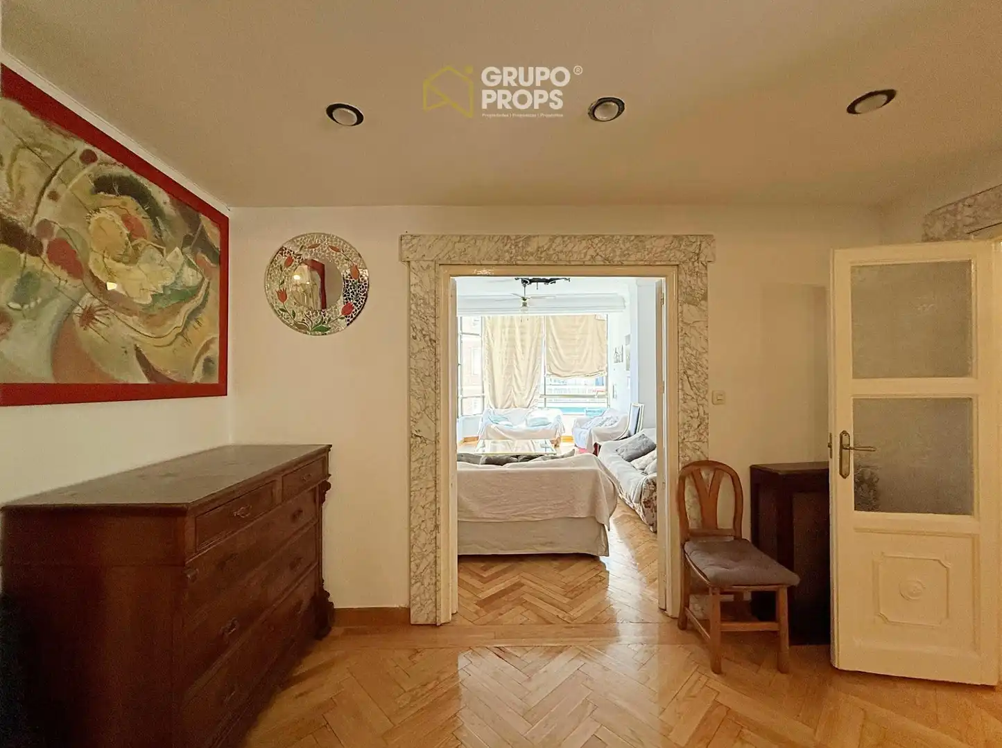 Living room of Flat for rent in Madrid  with Heating, Parquet flooring and Furnished