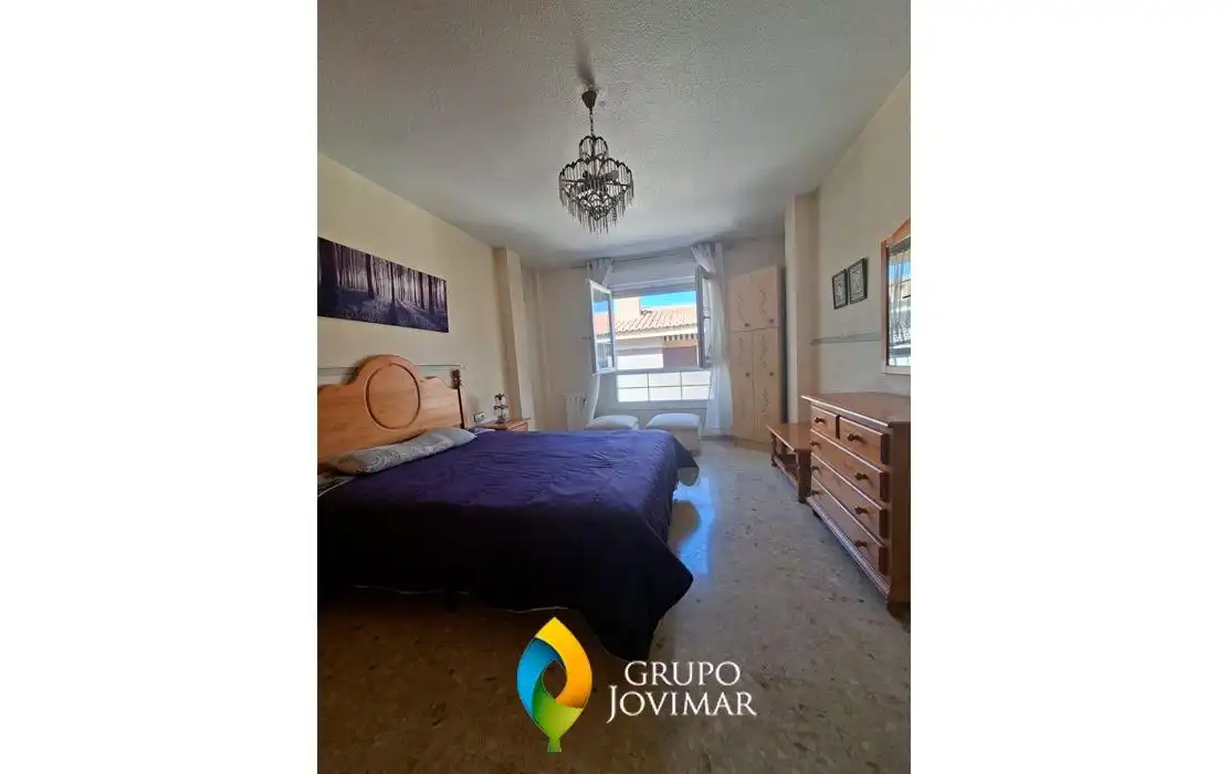 Habitación de Piso en venta en Guadix con Calefacción, Terraza y Amueblado