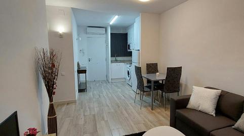 Foto 2 de Piso de alquiler en Ronda Universitat, Segur de Calafell, Tarragona