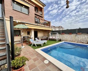 Swimming pool of Single-family semi-detached for sale in Piera  with Terrace, Swimming Pool and Balcony