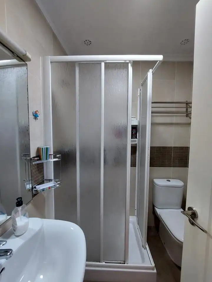 Bany de Apartament en venda en Cádiz amb Aire condicionat