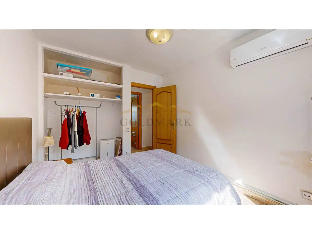 Dormitori de Casa o xalet en venda en Corbera de Llobregat amb Aire condicionat, Jardí privat i Terrassa