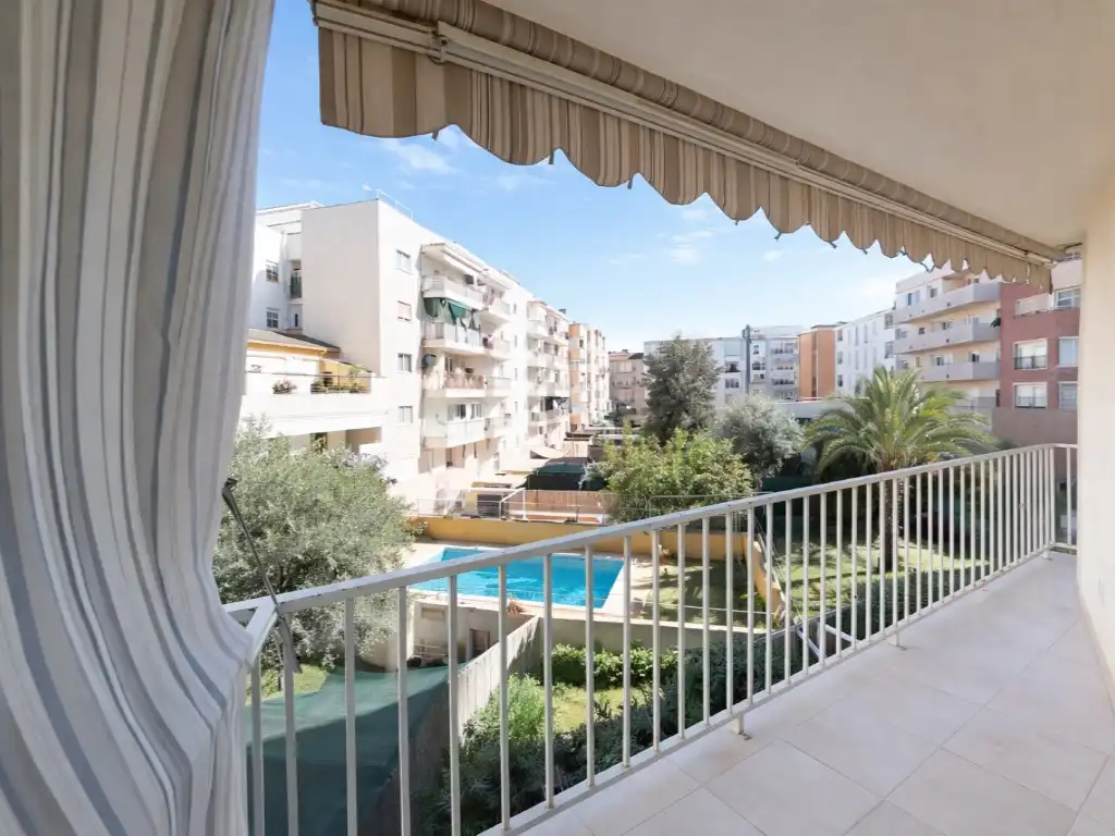 Appartamento con ascensore in vendita a Calle Guardiola, imagen 2