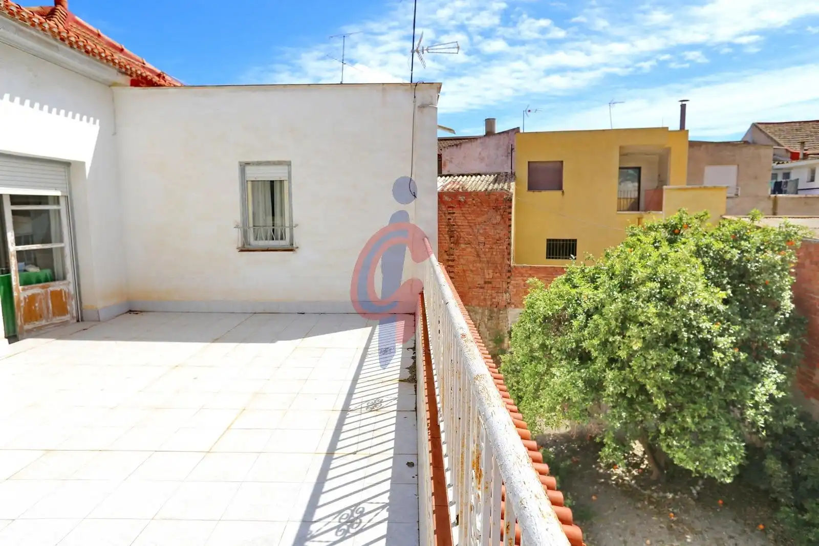 Terrassa de Finca rústica en venda en Dolores amb Jardí privat i Moblat