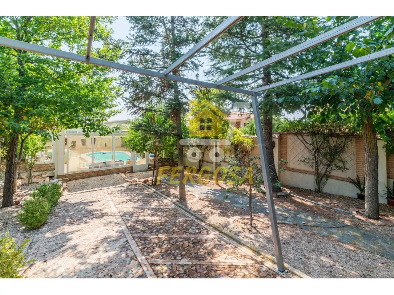 Jardí de Casa o xalet en venda en Cobisa amb Calefacció, Jardí privat i Terrassa