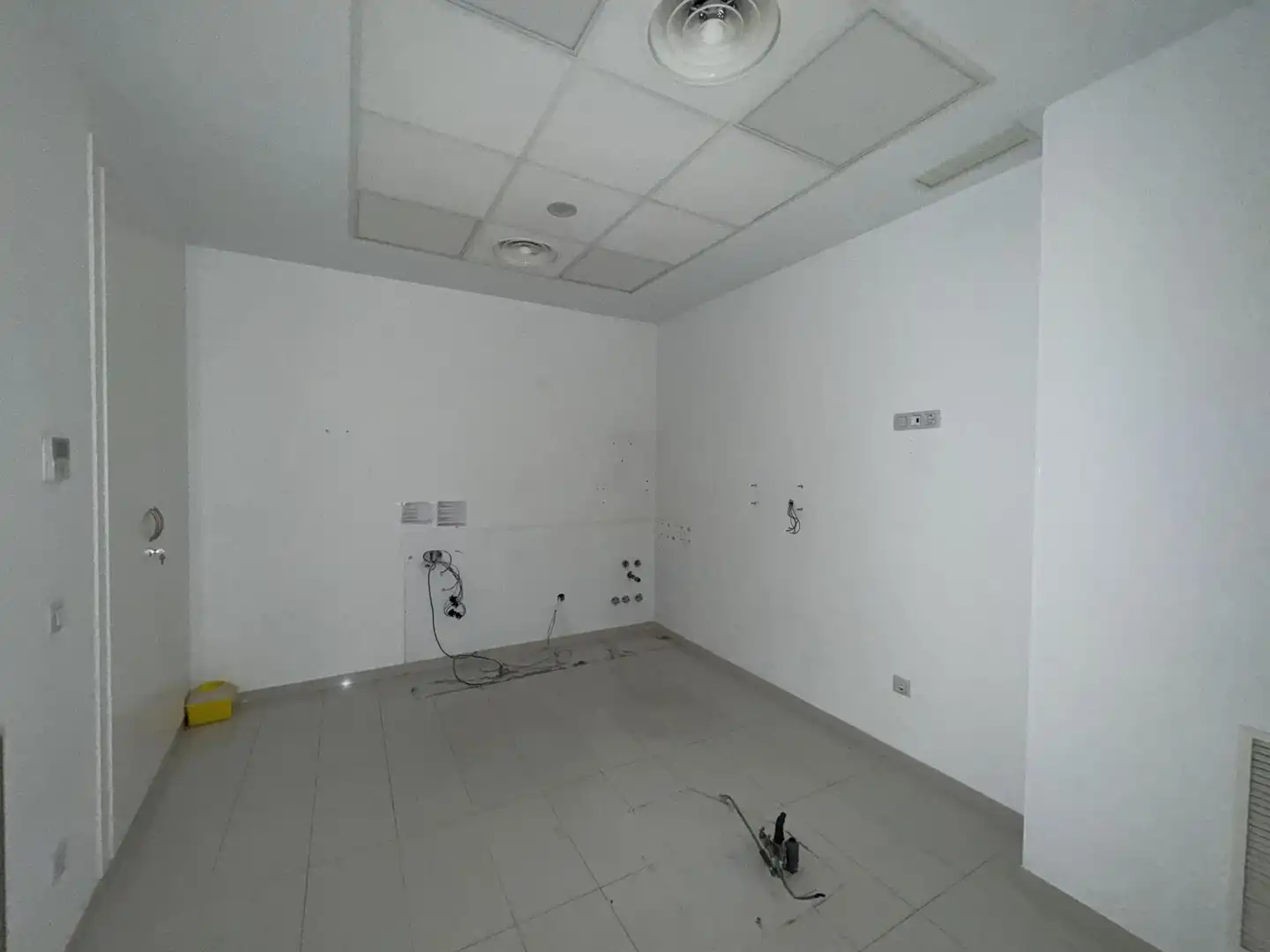 Local comercial de lloguer a Benavente, imagen 4