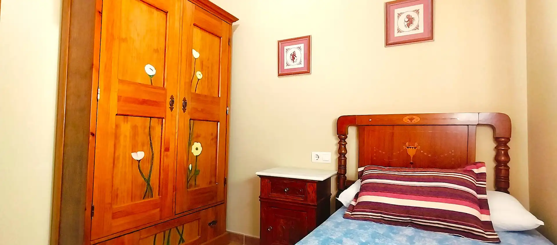 Schlafzimmer von Country house zum Verkauf in Barrado mit Heizung, Möbliert und Waschmaschine