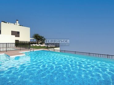 Casa a schiera con piscina in vendita a Torre del Mar