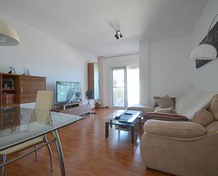 Sala d'estar de Apartament en venda en Roquetas de Mar amb Aire condicionat i Terrassa