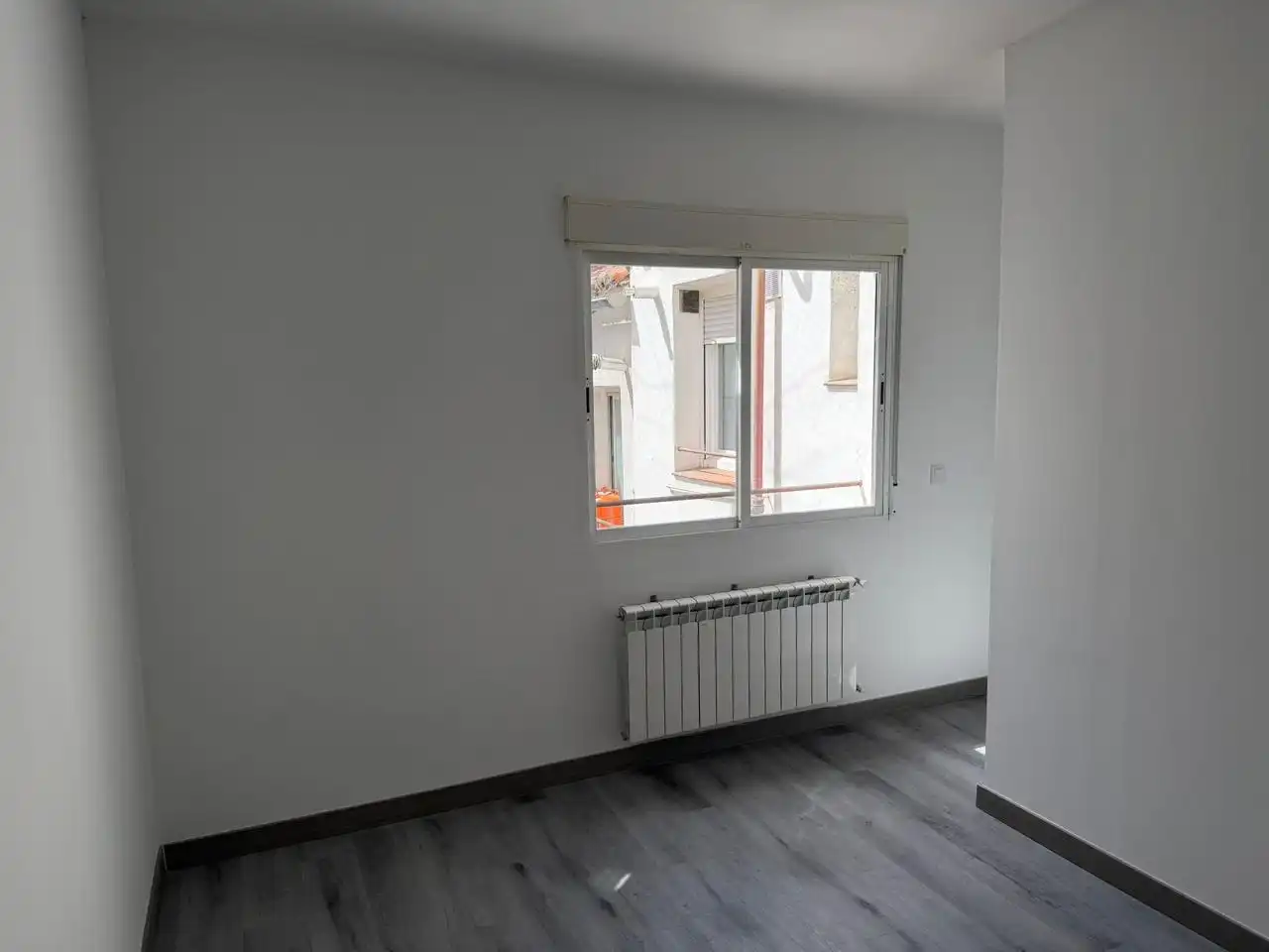 Habitación de Piso de alquiler en  Madrid Capital con Aire acondicionado y Calefacción