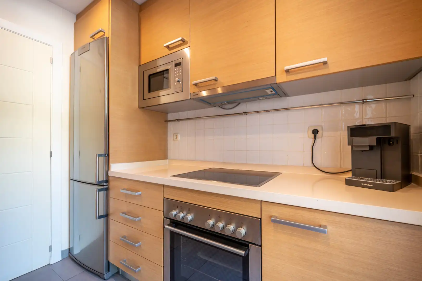 Kitchen of Ground floor for sale in Estepona  with Air Conditioner, Private garden and Terrace