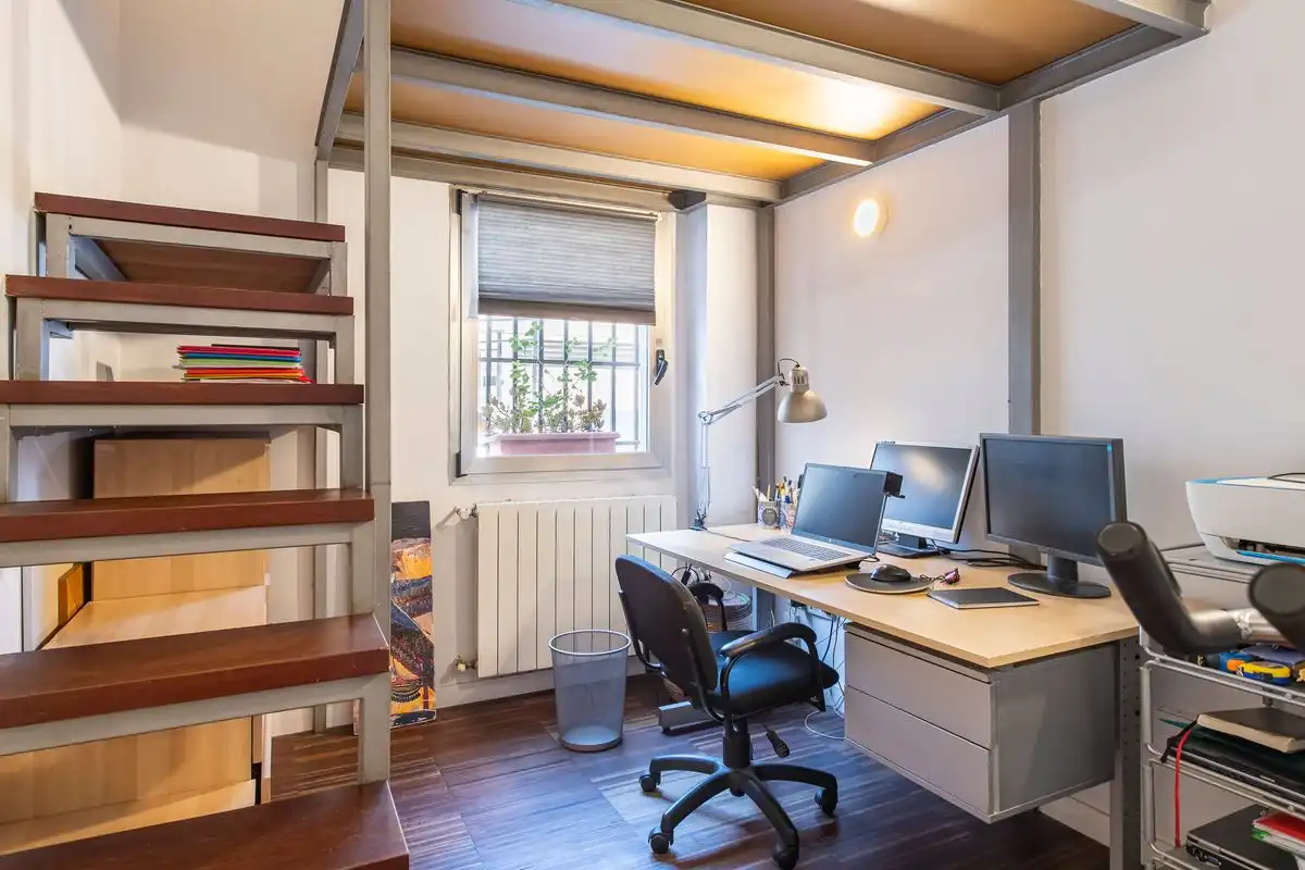 Loft zum Verkauf in Madrid mit Heizung, Privatgarten und Möbliert