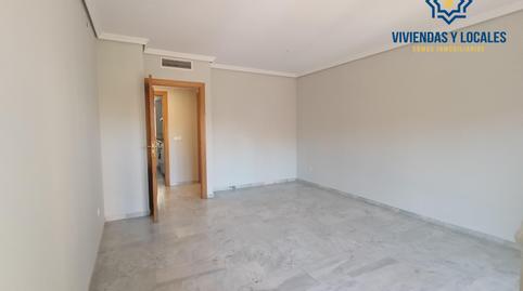 Photo 3 of Flat for rent in Calle Pdta Jose Maria Carulla, 8, Cerrillo de Maracena - Periodistas,  Granada Capital