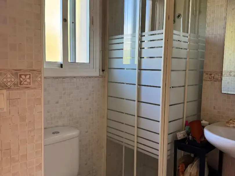 Bathroom of Houses for sale in El Vendrell  with Air Conditioner and Terrace