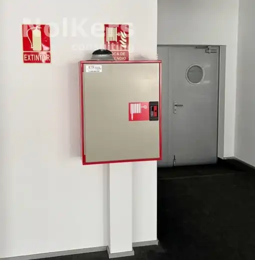 Gebäude zur Miete in Sant Just Desvern mit Alarm