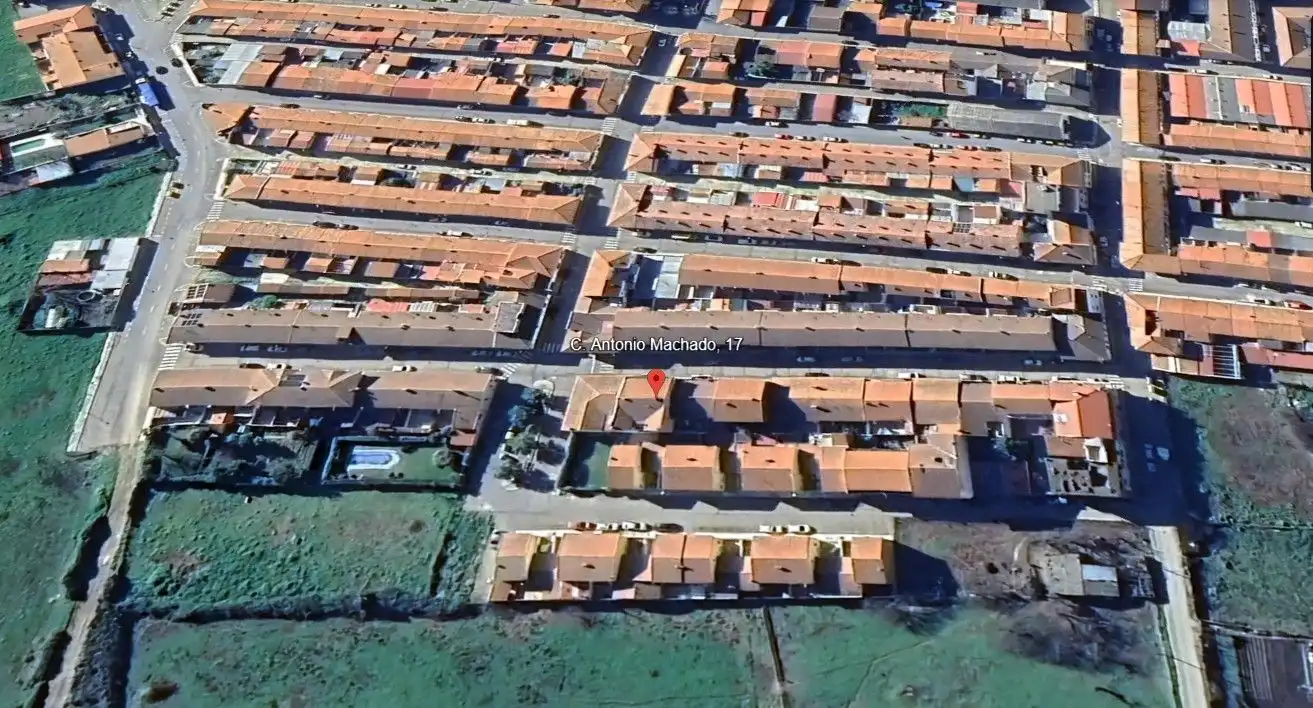 Vista exterior de Piso en venta en Moraleja
